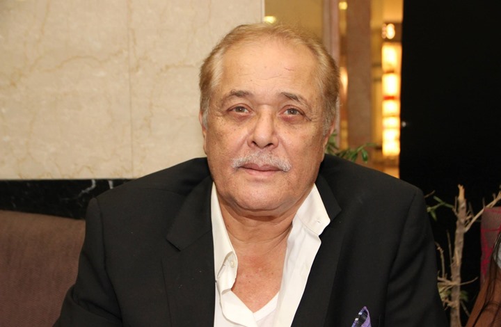 حزنا على أبيه.. تدهور صحة ابن