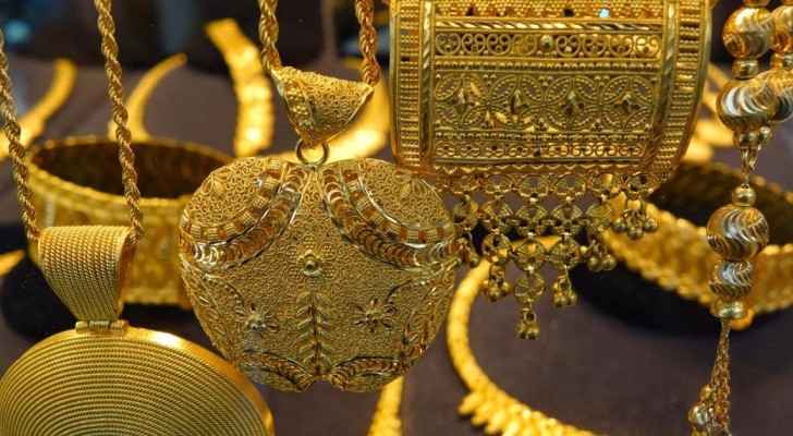 أسعار الذهب تتراجع