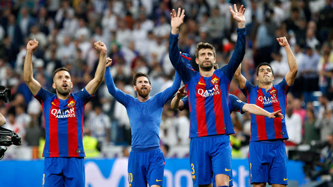 ثلاثي برشلوني في مباراة اعتزال ’عنتر‘