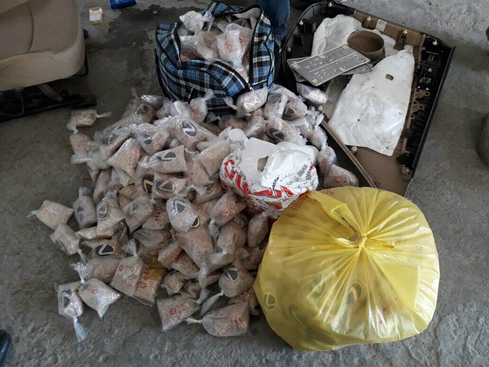 احباط تهريب 450 الف حبة مخدرة