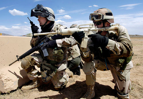 عائلات جنود أمريكيين قتلوا بالجفر تثمن