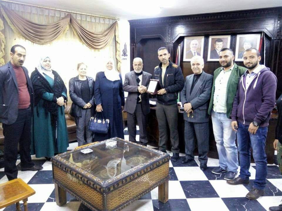 شكر لمدير التربيه والتعليم في محافظة