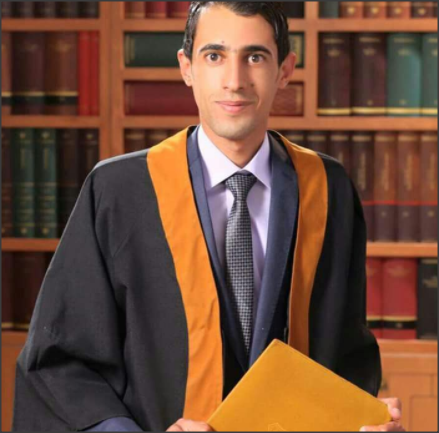 علي خالد الخضير.. مبروك البكالوريوس