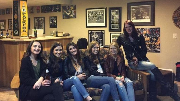 مطلوب الإجابة .. . صورة غريبة