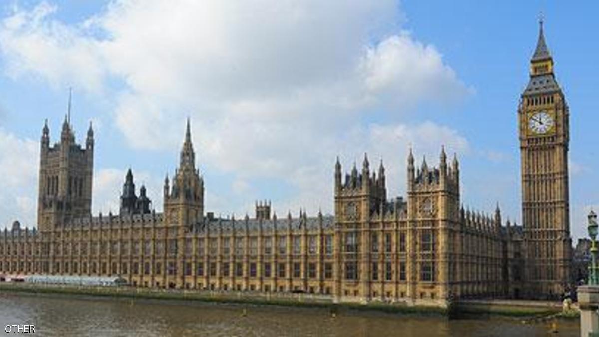 إخلاء البرلمان البريطاني بعد إنذار حريق