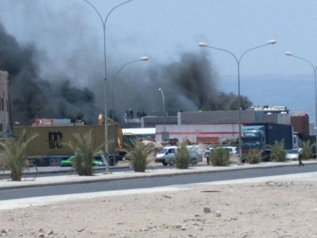 لا اصابات بشرية في حريق مصنع