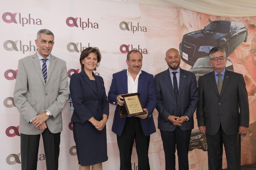 بالصور.. مجاهد وعناب يبرزان أهم مشاكل