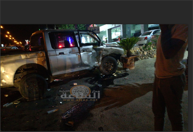 4 إصابات بتصادم مركبتين على دوار