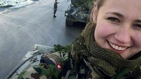 شاهد صور سيلفي مثيرة تسببت بأزمة