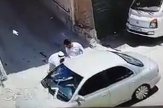 شاهد.. لحظة «سرقة» مواطن ستيني في