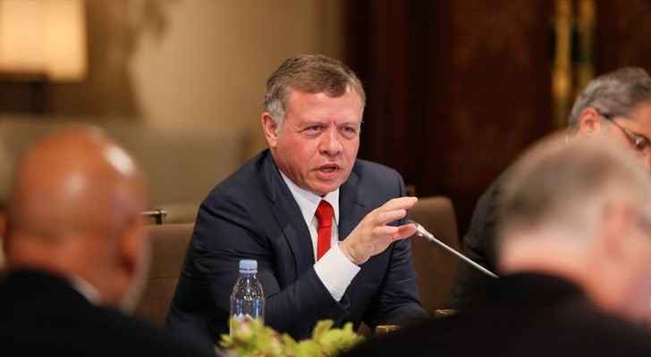 الملك يشارك في الملتقى الاقتصادي بمدينة