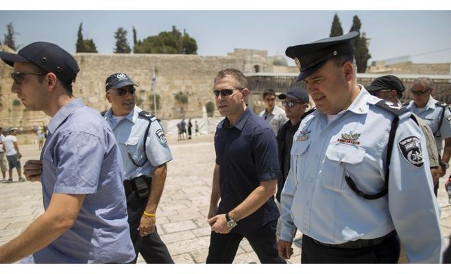 جلعاد أردان يرد على الاحتجاجات الأردنية