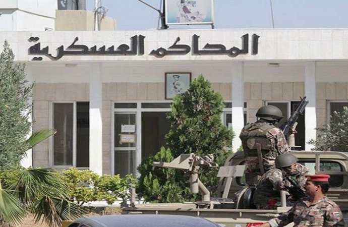 الاشغال الشاقة المؤبدة مدى الحياة على