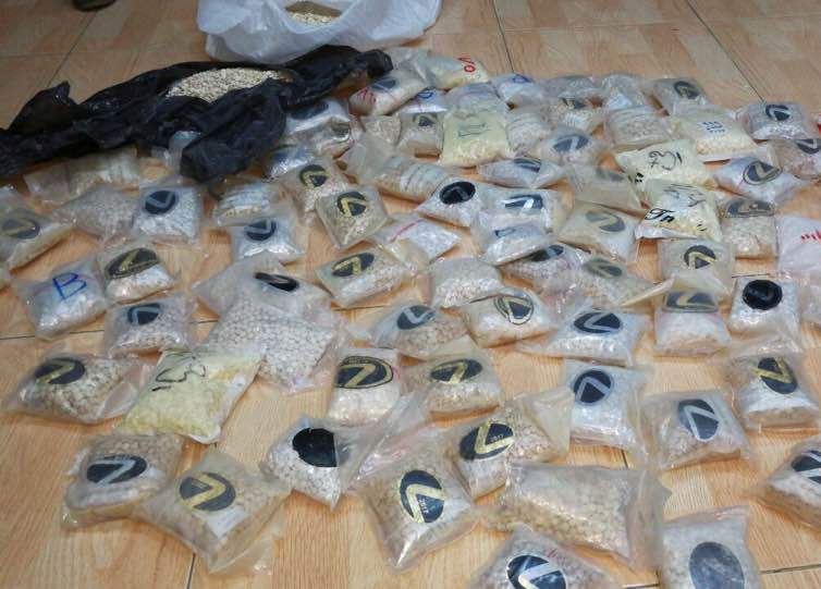 احباط تهريب 140 الف حبة مخدرة..