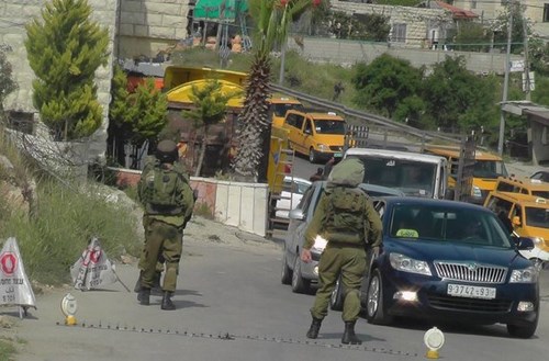 استشهاد فلسطيني وإصابة جنديين إسرائيليين شرق