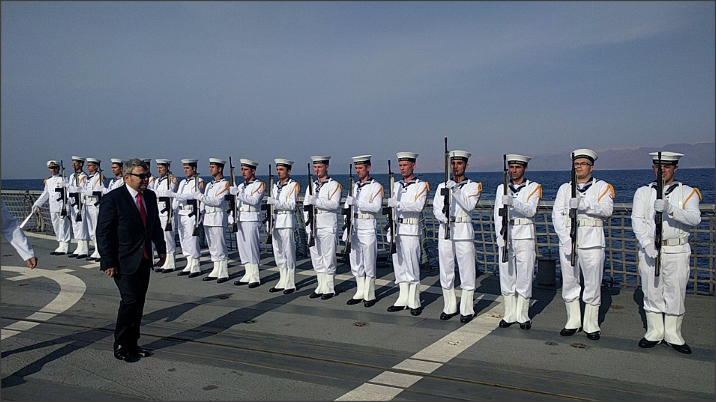 «فرقاطة» تركية في ميناء العقبة