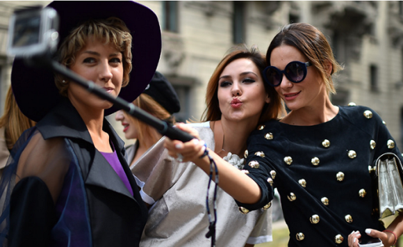 مدينة إيطالية تحظر السيلفي