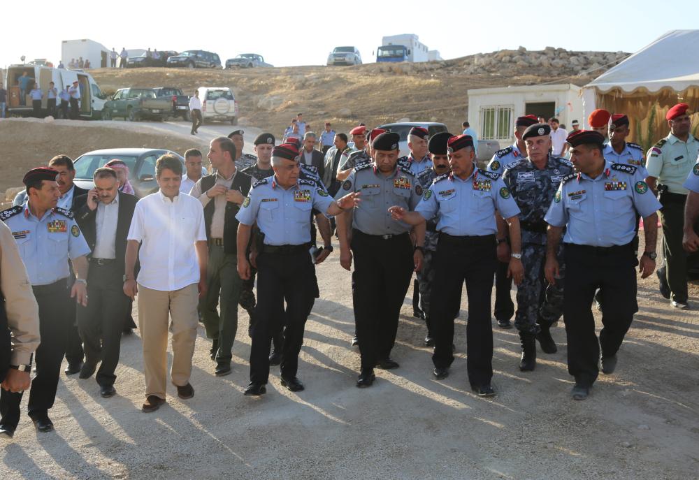 مديرا الأمن العام والدرك يتفقدان الاستعدادات