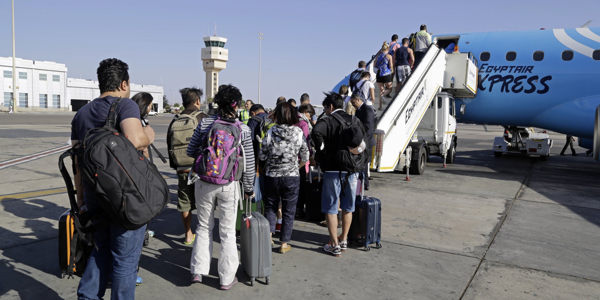 الخارجية الأمريكية تحذر مواطنيها من السفر