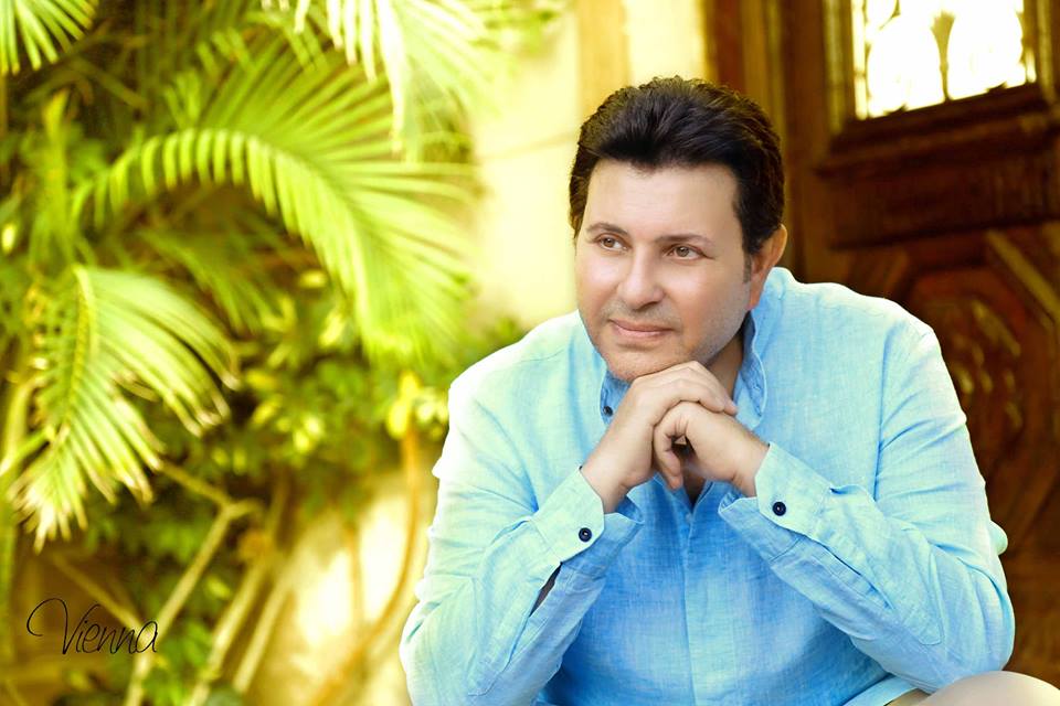 هاني شاكر وريهام عبدالحكيم يصلان الأردن