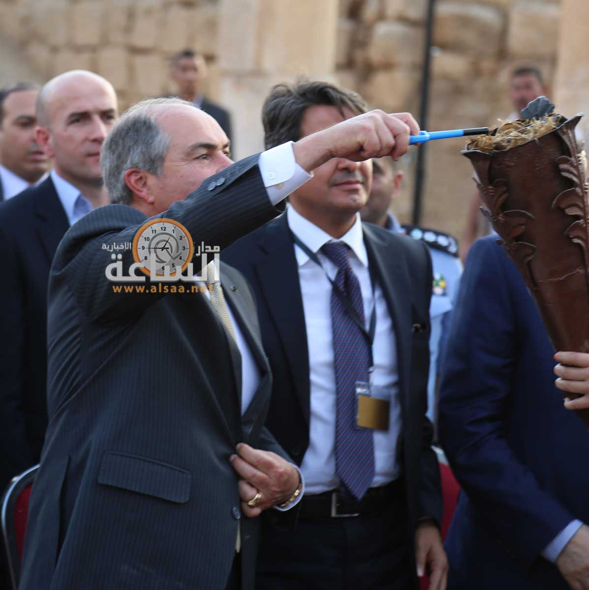 الملقي.. أضاء الشعلة وانطفأ سراجه