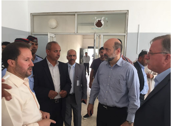 الرزاز متفاجئ من ملاحظة نقدية حول