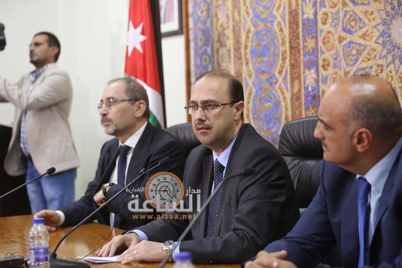 الصفدي : لاصفقات بين الاردن واسرائيل