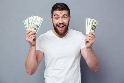 من قال إن المال لا يشتري