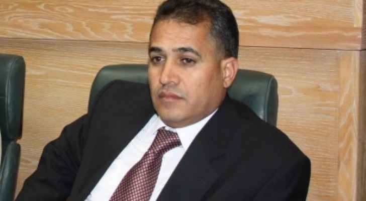 الهميسات يسأل عن تعيين ابن امين