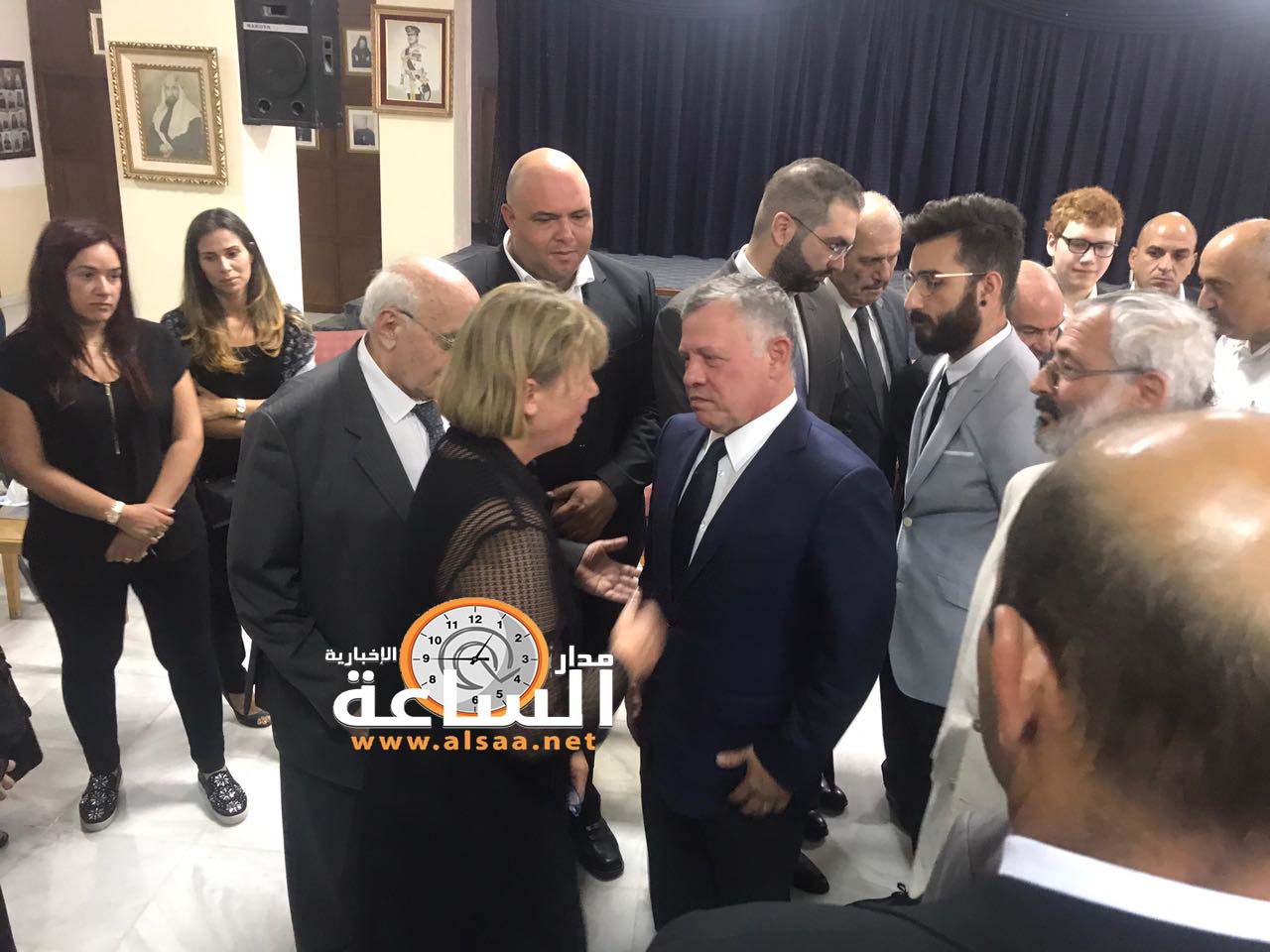 بالفيديو والصور.. الملك يعزي عشيرة الحمارنة