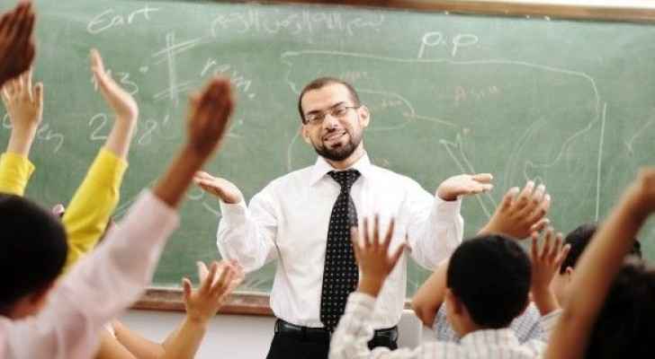 التربية تحذر موظفيها من العمل خارج