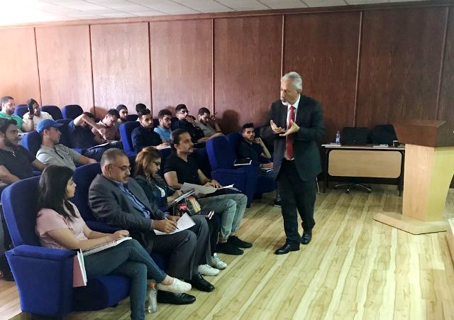 محاضرة في جامعة عمان الاهلية حول