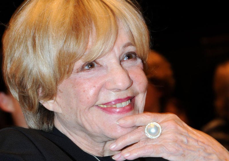 رحيل أيقونة السينما الفرنسية جان مورو