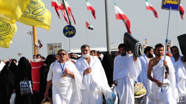 السعودية تدعو إيران لعودة حجاجها الموسم