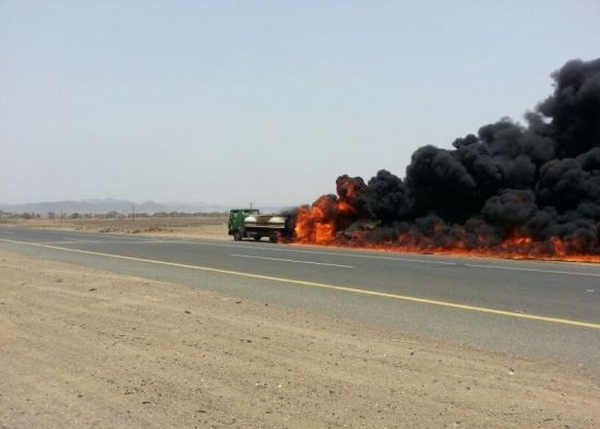 تفحم شخص بتدهور صهريج واشتعاله في