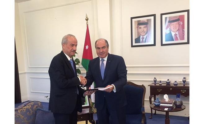 الملقي يتسلم مقترح الإطار الوطني للمؤهلات