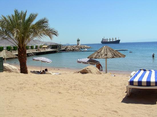 وفاة طفل غرقا على شاطىء العقبة