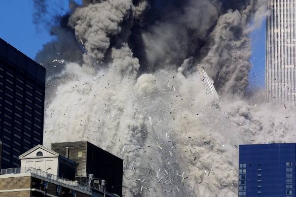 مجلة أوروبية: انهيار أبراج نيويورك بعملية