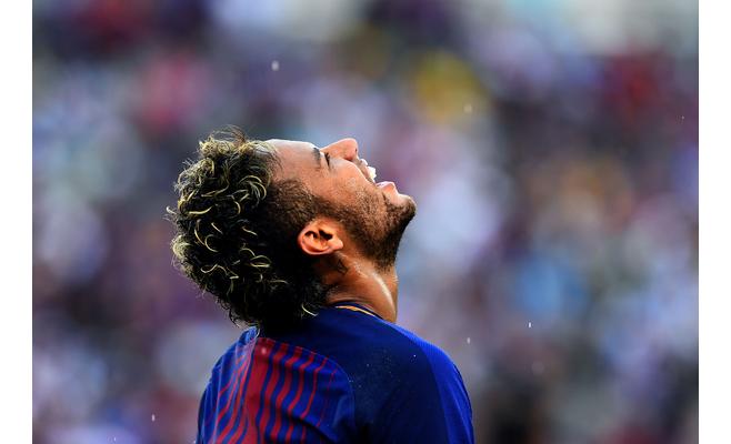 جماهير برشلونة تصف نيمار بـ«الخائن» خلال