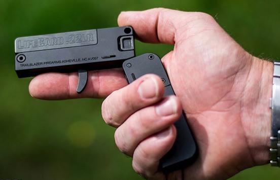 أصغر مسدس في العالم (فيديو)