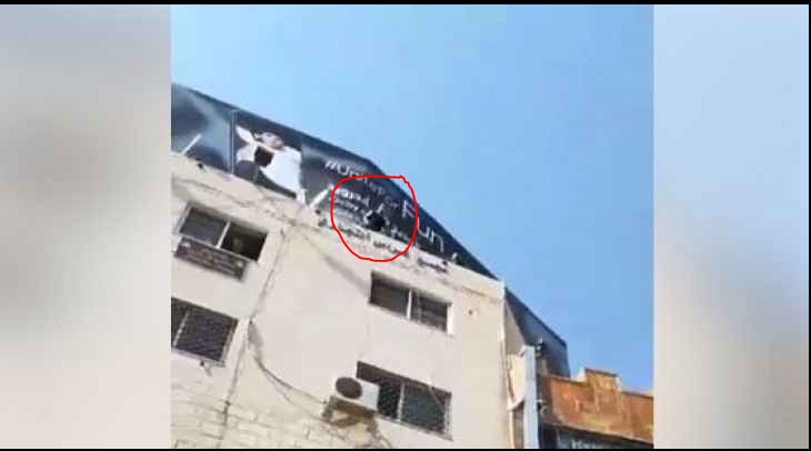 شاب يهدد بالانتحار بجبل الحسين بسبب