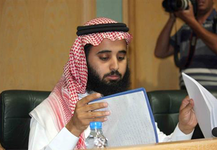 النائب الرياطي يستسمح صديقه الملقي بكشف