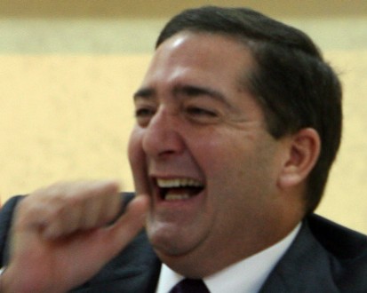 عندما «يغرد» دولة سمير الرفاعي خارج