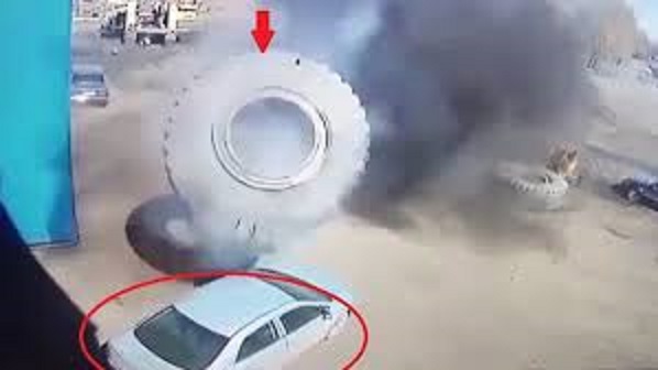 مصرع عشريني بإنفجار إطار شاحنة في