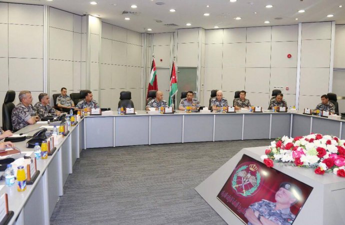 1634 1636 كتيبة درك لحماية العملية