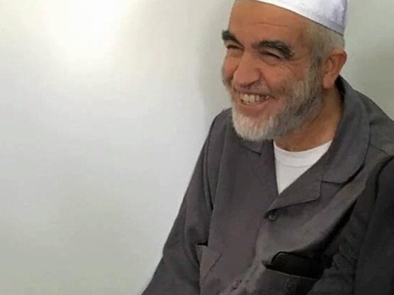 محكمة الاحتلال تمدد اعتقال الشيخ رائد