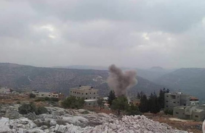 الاحتلال يفجر منزل ذوي شهيد نفذ