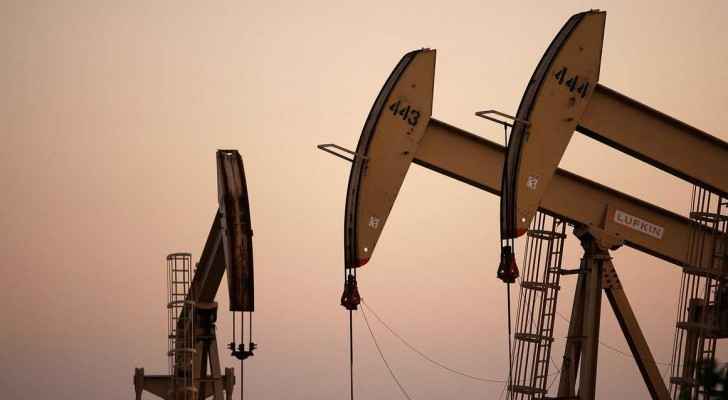 النفط يتأرجح على وقع الأسواق والمعروض