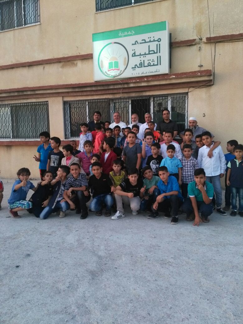 ثقافي الطيبة يحتفل بتخريج حفظة القران