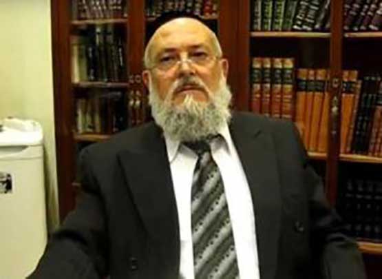 أوروبا ضاعت.. حاخام برشلونة الأكبر يدعو